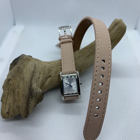 Michael Kors Women’s Taylor Pink Blush Wrap Watch - Picture 6 of 9